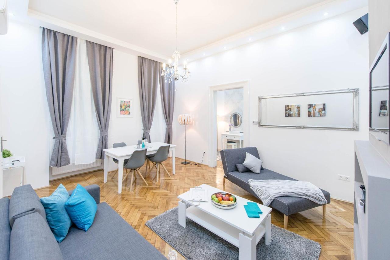Dominik Apartment Будапеща Екстериор снимка
