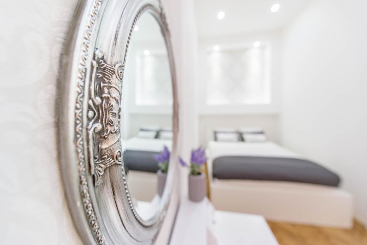 Dominik Apartment Будапеща Екстериор снимка