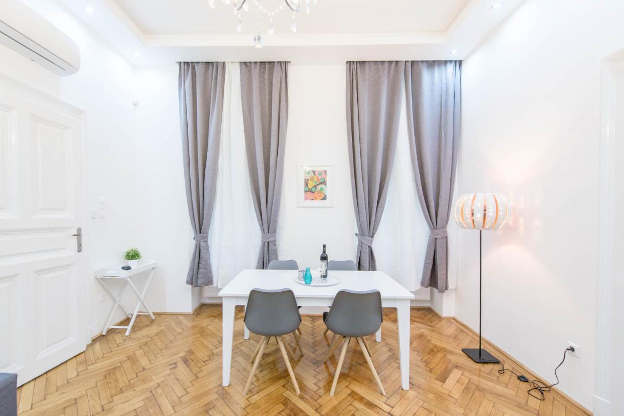 Dominik Apartment Будапеща Екстериор снимка